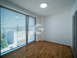 Pronájem bytu 3+kk, Zlín, Lorencova, 99 m2