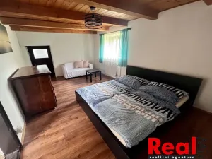 Prodej rodinného domu, Kulířov, 400 m2