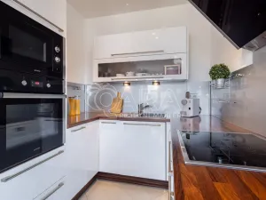 Prodej bytu 2+kk, Praha - Pitkovice, Májovková, 67 m2