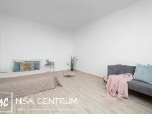 Pronájem bytu 1+1, Liberec - Liberec XXX-Vratislavice nad Nisou, Vnitřní, 36 m2