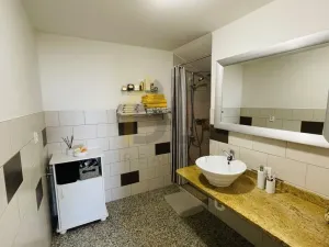 Prodej komerční nemovitosti, Břeclav, Široký dvůr, 1700 m2