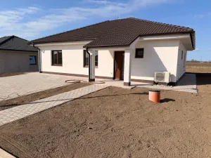 Prodej rodinného domu, Sopřeč, 145 m2