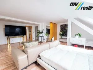 Pronájem atypického bytu, Praha - Nové Město, Malá Štěpánská, 129 m2