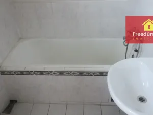 Prodej bytu 2+1, Teplice, Pod Doubravkou, 60 m2