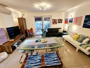 Prodej bytu 3+kk, Malinska, Chorvatsko, 52 m2