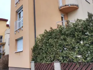 Pronájem bytu 2+kk, Praha - Uhříněves, Nové náměstí, 47 m2