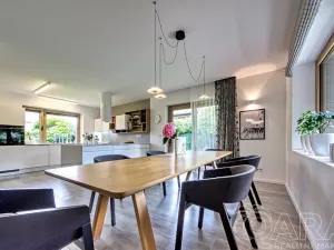 Prodej rodinného domu, Babice, Lomená, 293 m2