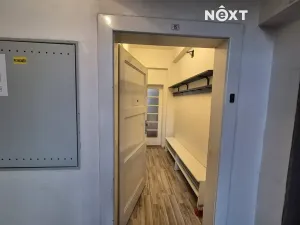 Pronájem bytu 1+kk, Praha - Žižkov, Žerotínova, 27 m2