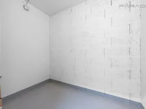 Pronájem bytu 2+kk, Praha - Holešovice, Sanderova, 63 m2