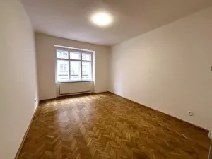 Pronájem bytu 2+kk, Praha - Vršovice, Slovinská, 50 m2