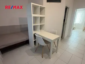 Pronájem bytu 1+1, Břeclav, náměstí Petra Bezruče, 40 m2