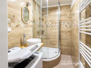 Pronájem bytu 2+kk, Praha - Hloubětín, Kardašovská, 42 m2