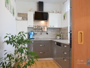 Prodej bytu 2+1, Chlumec, Stradovská, 64 m2