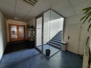 Pronájem kanceláře, Brno - Líšeň, Holzova, 47 m2