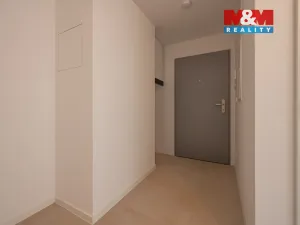 Prodej bytu 3+kk, Benešov, Dukelská, 83 m2