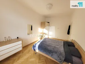 Pronájem bytu 2+kk, Praha - Karlín, Křižíkova, 51 m2