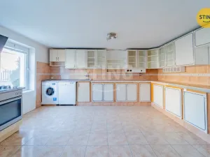 Prodej rodinného domu, Třeština, 180 m2