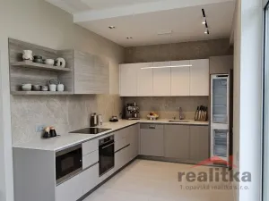 Prodej bytu 3+kk, Opava - Město, Popská, 182 m2