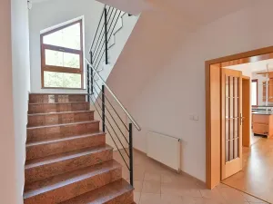 Prodej rodinného domu, Horoměřice, 350 m2