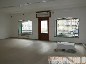 Pronájem obchodního prostoru, Dobřany, Lidická, 70 m2