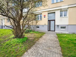 Prodej bytu 2+1, Praha - Libeň, náměstí Na Balabence, 53 m2