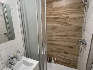 Pronájem bytu 1+kk, Pardubice, Lidická, 30 m2