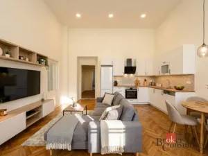 Prodej bytu 3+kk, Praha - Staré Město, U milosrdných, 73 m2