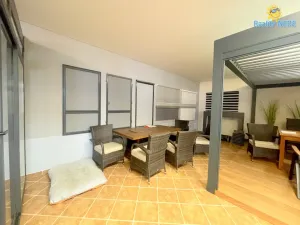 Pronájem obchodního prostoru, Jesenice, Budějovická, 95 m2