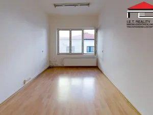 Pronájem kanceláře, Praha - Nové Město, Zlatnická, 12 m2