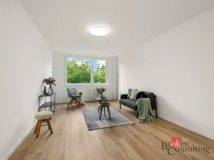 Prodej bytu 3+1, Praha - Modřany, Urbánkova, 79 m2