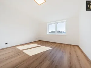 Prodej rodinného domu, Kamenné Žehrovice, K Rokli, 136 m2