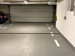 Pronájem garážového stání, Praha, Františka Kadlece, 20 m2