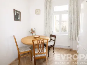 Pronájem bytu 3+1, Praha - Bubeneč, U zeměpisného ústavu, 93 m2