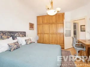 Pronájem bytu 3+1, Praha - Bubeneč, U zeměpisného ústavu, 93 m2