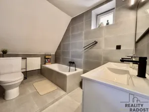 Prodej rodinného domu, Rousínov, 198 m2