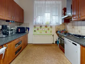 Prodej bytu 3+1, Děčín, Nerudova, 104 m2