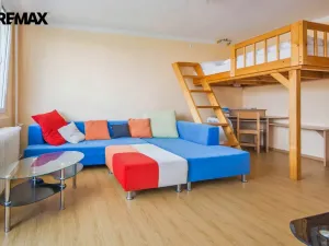 Prodej bytu 1+kk, Hradec Králové, Hrubínova, 36 m2