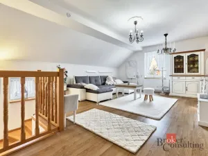 Prodej rodinného domu, Kolová, 180 m2