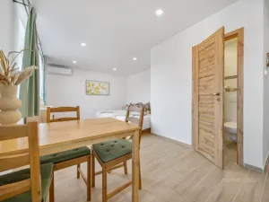 Prodej ubytování, Valtice, 21. dubna, 111 m2