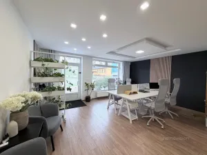 Pronájem kanceláře, Brno - Řečkovice, Vážného, 71 m2