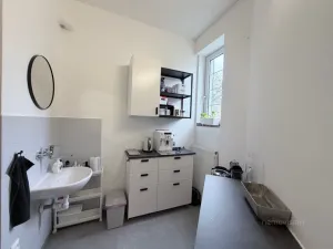 Pronájem kanceláře, Brno - Řečkovice, Vážného, 71 m2