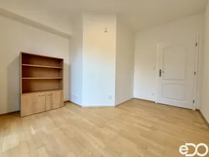 Pronájem bytu 3+kk, Praha, Granátová, 73 m2