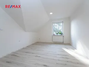 Pronájem bytu 2+kk, Dobříč, 80 m2