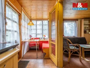 Prodej chaty, Jesenice, U Velkého rybníka, 27 m2