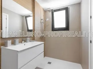 Prodej rodinného domu, Alicante, Španělsko, 207 m2