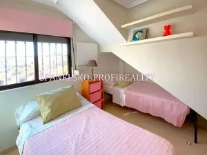 Prodej vícegeneračního domu, Torrevieja, Španělsko, 91 m2