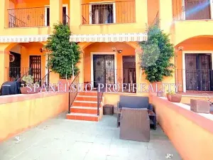 Prodej vícegeneračního domu, Torrevieja, Španělsko, 91 m2