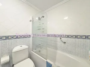 Prodej bytu 4+kk, Torrevieja, Španělsko, 57 m2