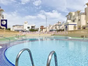 Prodej bytu 4+kk, Torrevieja, Španělsko, 57 m2