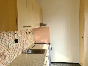 Prodej bytu 2+1, Praha - Hloubětín, Zelenečská, 54 m2